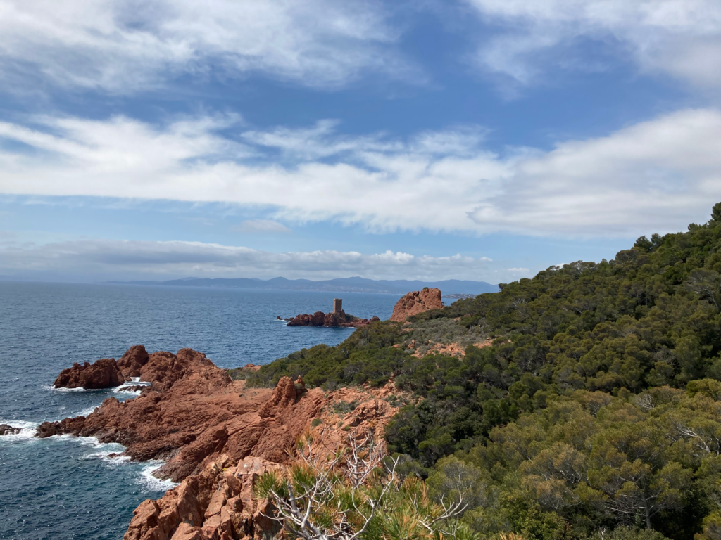 Île d'or Golden Island (850 m de l'appartement)